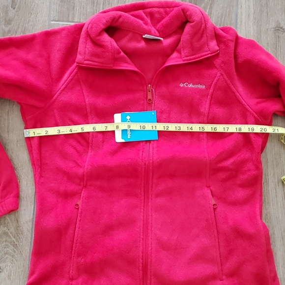 🆕️ Columbia Sweater - Picture 8 of 13